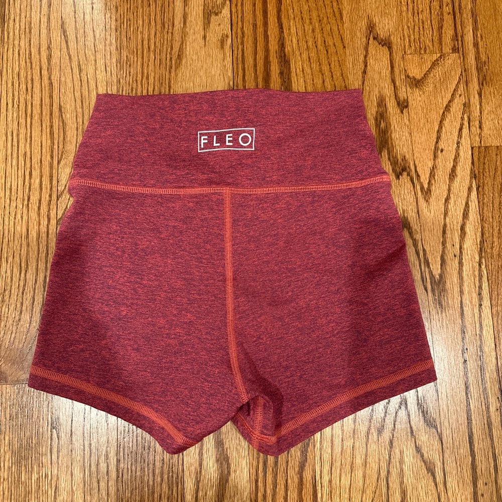 Fleo High-Waist Red Heather Shorts